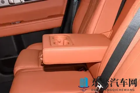 比亚迪又出狠货！大空间+低油耗，关键还便宜，家用SUV看它！-1