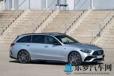 宝马M3旅行车正式上市，94,39万元起，稀罕物属性拉满-1