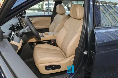 亏电油耗55L，续航1240km！AION i60增程版：20万配置竟卖12万多-1