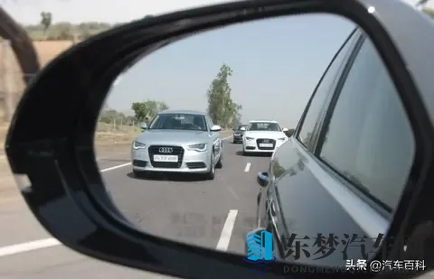 为什么说开车犹豫是大忌，有很大的安全隐患？-3