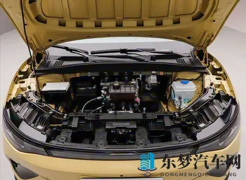 零跑Lafa5开启预售，推出五款配置车型-1