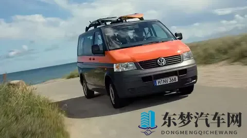 动漫美女裸体自慰直播：动漫女子直播私密行为，引发争议-1