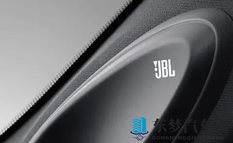 日韩欧美一卡二卡：汽车新潮流，一卡二卡成热门趋势-2