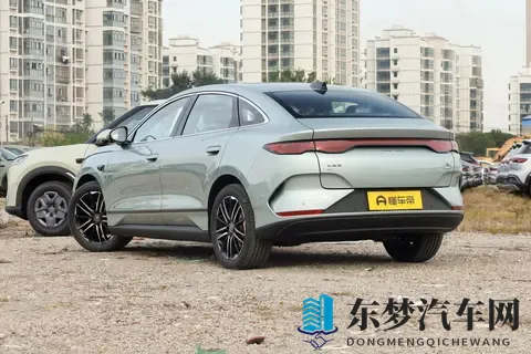 开门杀、电动车碰撞赔偿一文全懂：车主必看的事故责任与保险指南