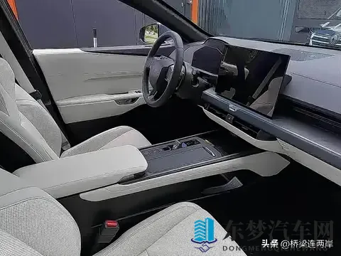 雷克萨斯ES电动版来袭，定价40万能否撼动BBA？-1