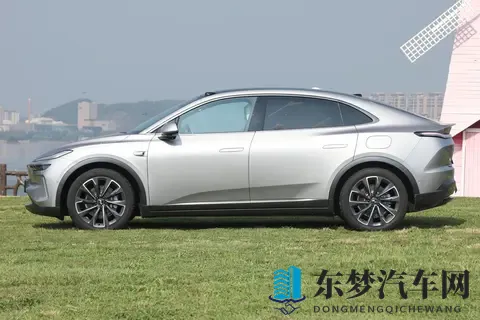 25 万选纯电 SUV 怕坑？乐道L60 ：740km 续航 + 3 分钟换电，家用真省心-3