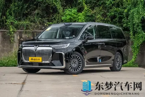 大7座MPV家用真香！鸿蒙智行加持，26款岚图梦想家真不错-2