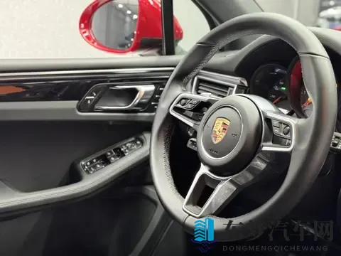 2019年上牌保时捷Macan S，红色战袍，238万圆梦跑车-3