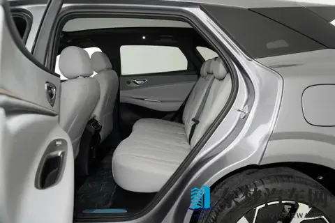 长安启源Q07天枢智能激光版、海狮06不知道咋选?对比告诉你答案-2