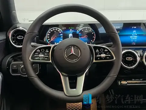 一手奔驰A级:2年亏10万,代步练手好选择!-2