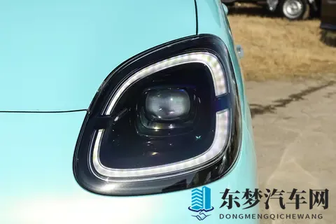 五菱宏光 MINIEV 2025 四门版：三款车型核心差异与选购建议-1