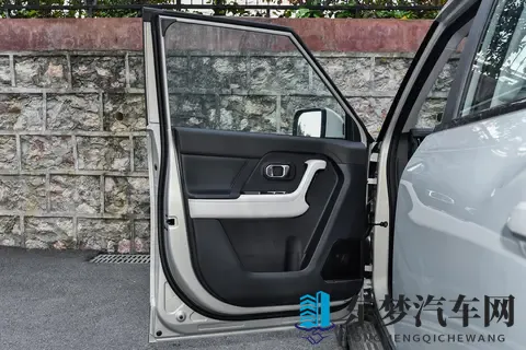 捷途山海T1：独特方盒子造型，家用出行好帮手，适合全家一起玩-2