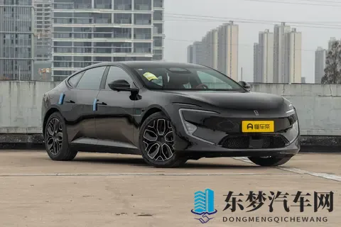 阿维塔12：中大型纯电车，空间大，舒适性高，适合家用-3