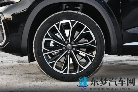 试驾吉利星越L全新东方曜：标配20T+8AT，累计销量超85万台！-2