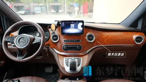 20多万拿下二手奔驰威霆，宜商宜家，性价比之选？-2