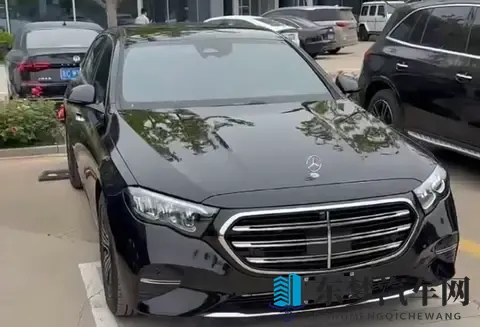 奔驰价格“大跳水”!E级降幅达到1298万,一个月卖出13103台-1