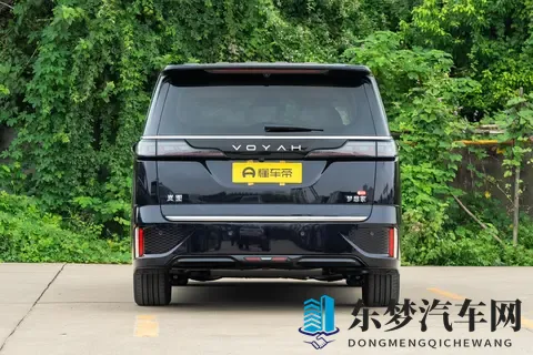 鸿蒙座舱5+华为乾崑，26款岚图梦想家实力诠释MPV新标杆