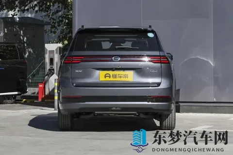 1268万起！这款增程SUV号称“亏电感终结者”，超省油+大空间-2