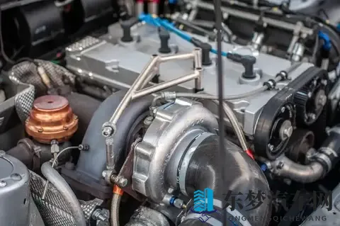 1年只行驶2000公里，可以2年换一次机油吗？修理工告诉你答案！-3