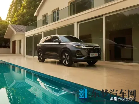 长安推出全新7座SUV,配15T+7DCT,1079万起,这下该火了吧?-1