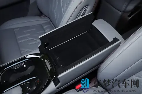 换过3台MPV的过来人，劝你别再犹豫了，现在入手极氪009值-2