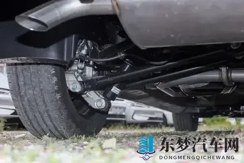 五菱星光730体验记:全家人都满意的大7座MPV究竟什么样?-3