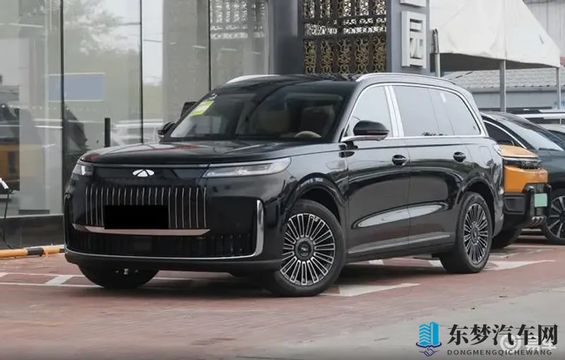 这里精品：豪华轿车、家用轿车、新能源、跨界SUV，盘点几款热门车型-1