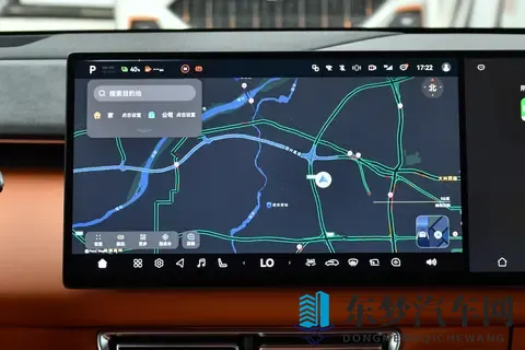 30万级家用六座SUV，最近俩硬货正面刚，选谁得把参数扒准-3