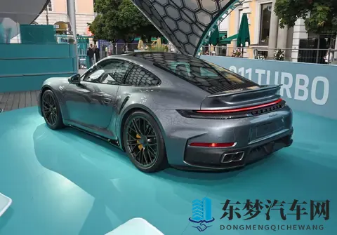 黄色软件下载安装免费版2023：汽车爱好者福利：免费版汽车软件大揭秘-2