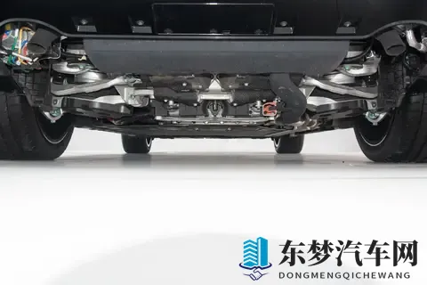 盘点3款豪华大六座:15-50万皆可选,还带魔毯空悬_激光雷达_投影-2