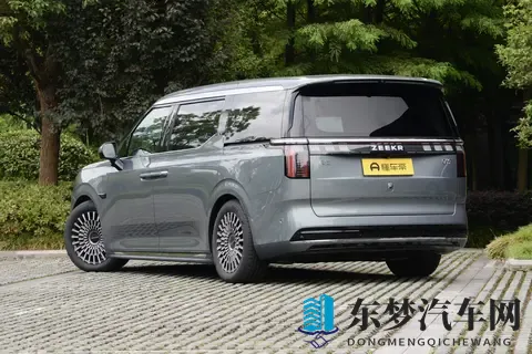 别乱买！给家人双十一的礼物，是极氪009这样的好车-2