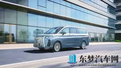 国产又一款中大型MPV，1268万起，车长超53米，续航超1420km！-1
