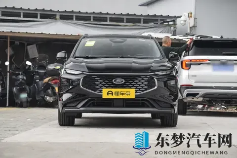 B级车怎么选？这款车型动力油耗低，空间大，配置丰富，值得一看-2