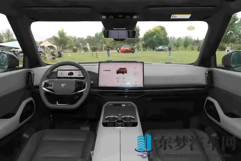 福特烈马电动版来了，露营车还能这么玩？硬派越野竟靠智能赢人