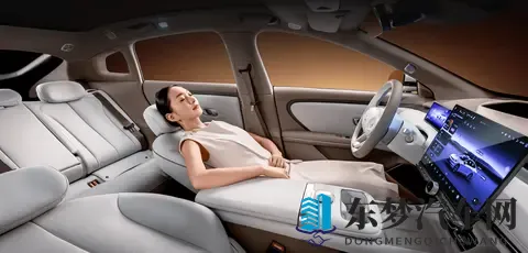 长安启源A06即将上市,主打大美舒新,适合家庭用户-1