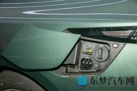 解读星纪元ES纯电版Max：20万级纯电轿车的智能化新标杆-3