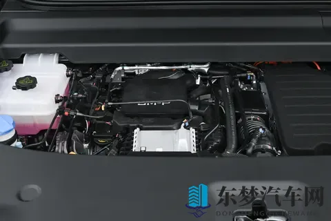 方程豹钛7:五座插混SUV,空间大动力足,家用很合适-1