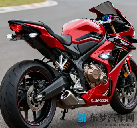 3万级仿赛新标杆 25款本田CBR400R 老头乐名号下藏着真实力-1