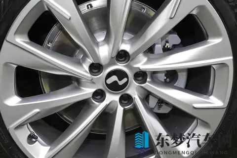 25万级SUV怎么选？别总盯着新势力，乐道L60长续航版更靠谱-1