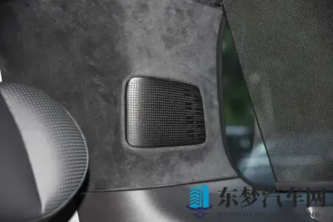 极氪009，集空间、安全、舒适于一身，宜商宜家豪华MPV值得一看-3