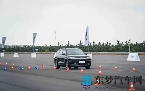 北京现代EO羿欧：1198万起的靠谱纯电SUV，到底值不值得买？-3