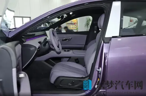 两款“平民轿跑”零跑Lafa5开启预售 深蓝L06将配第四代磁流变悬架-1