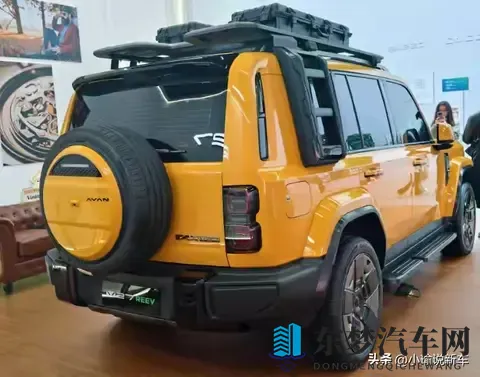 奇瑞一“大号SUV”来了，长得像路虎卫士+混动引擎，走平价路线-1