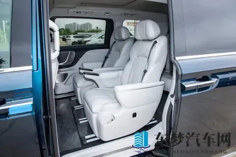 试完26款岚图梦想家，发现现在的MPV越来越卷了-3