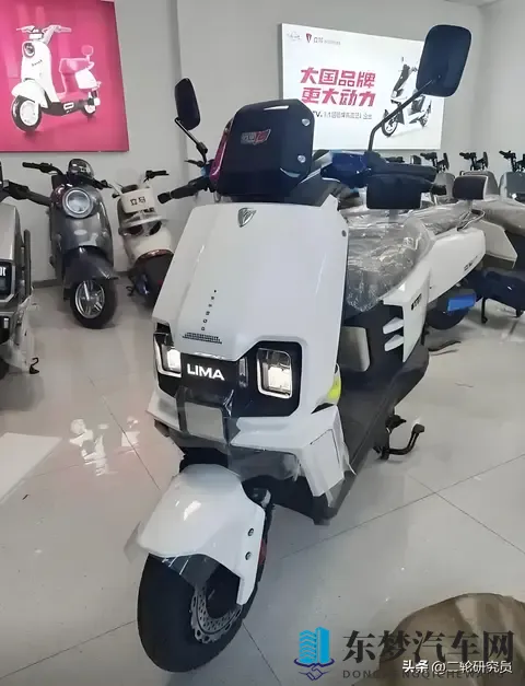 黄台404：新能源汽车新宠儿：续航400公里，市场前景看好-1