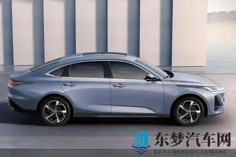 逸动还是帝豪？经济型家用轿车对比，看完就知道怎么选-1