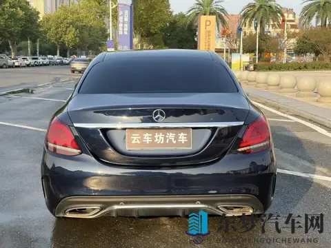 11万多拿下蓝色奔驰C级，9万公里豪华入门新选择？-3