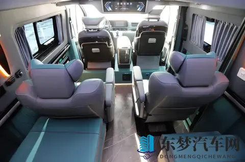 打工人的终极归宿：一台能赚钱养家，也能诗和远方的车来了！-1