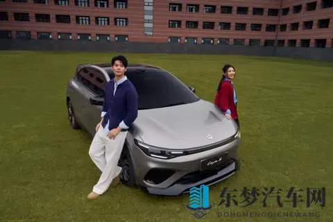 15万内没有竞品，零跑Lafa5来袭，预售才1058万起-3