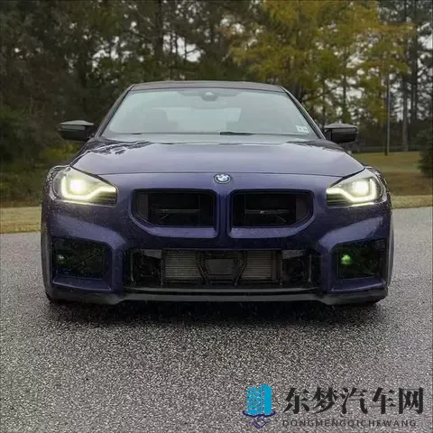 全新宝马M2 CS实车亮相 外观战斗 动力升级-1